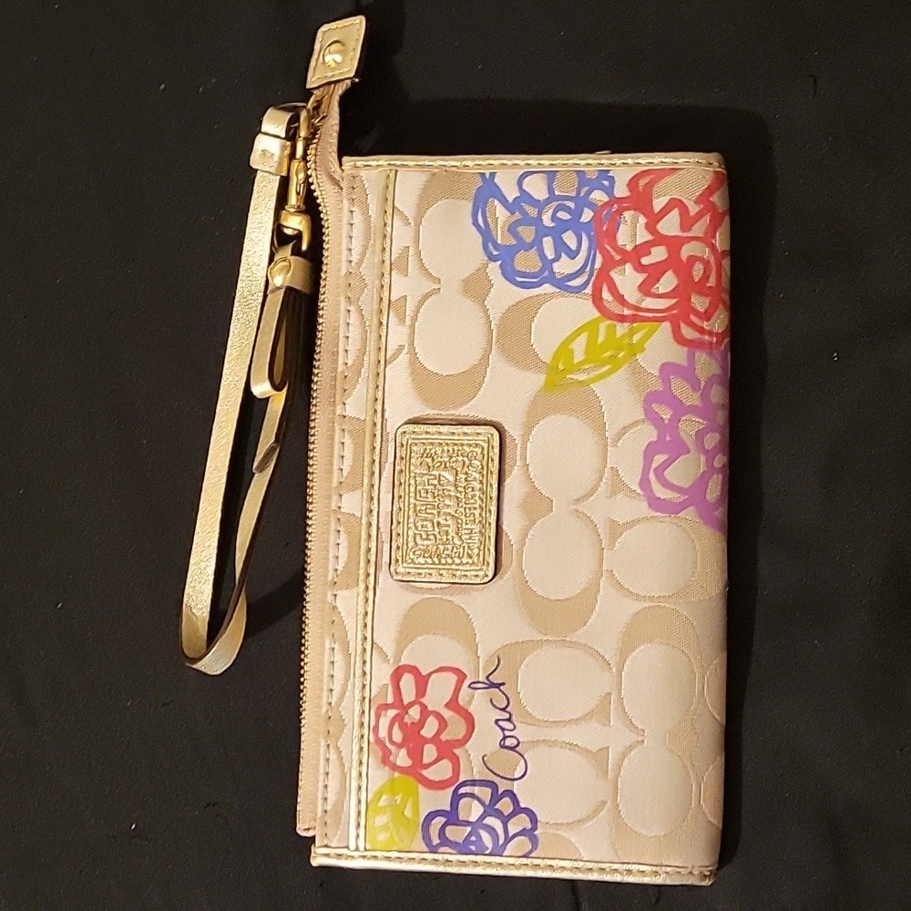 Coach Cream Wristlet with Multicolor Floral Design - Picture 8 of 14